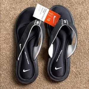 Nike Women’s Comfort Thong Flip Flop